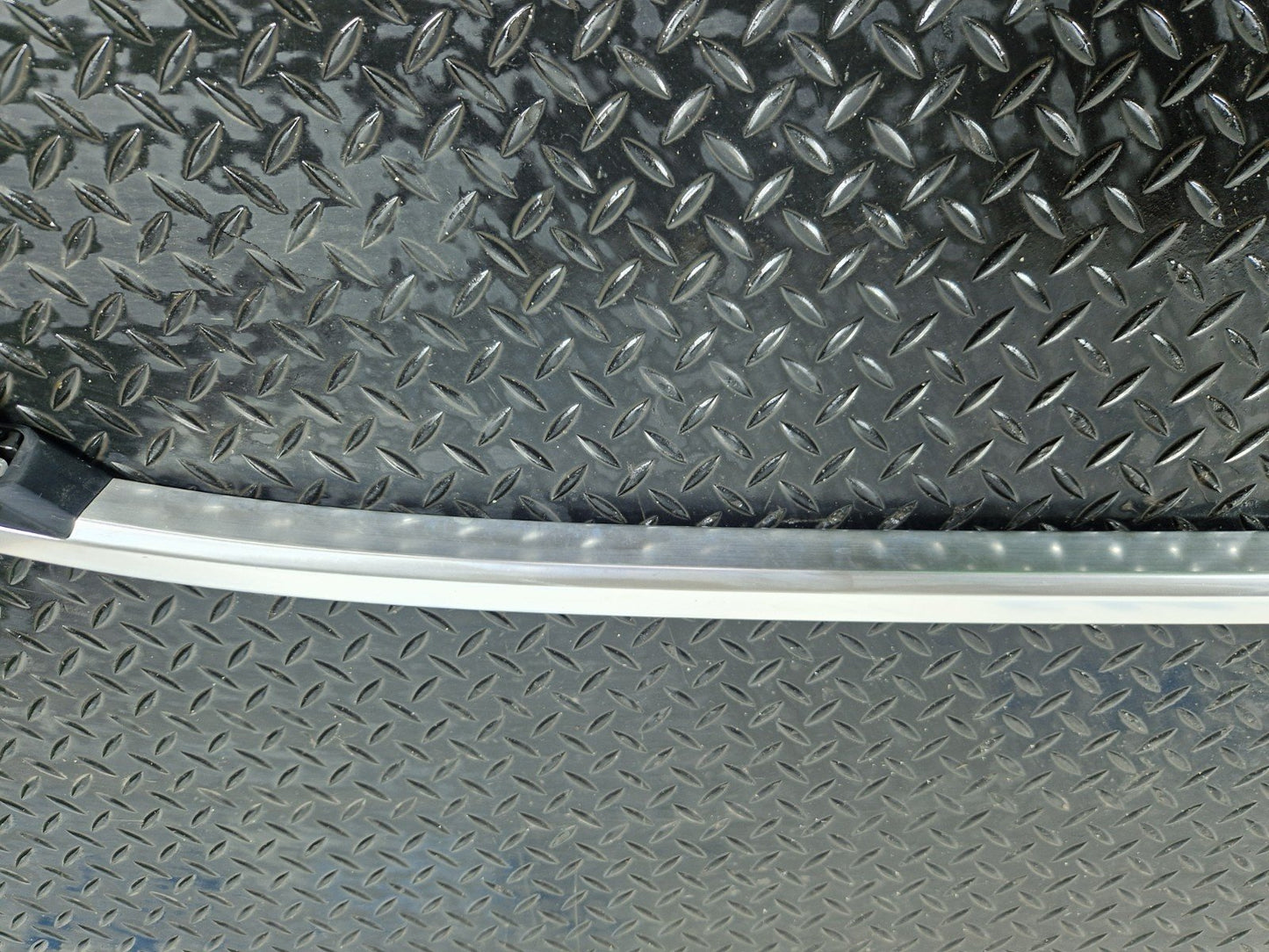 11-19 MERCEDES BENZ ML W166 GENUINE ROOF RAIL BAR RACK  A1668900393