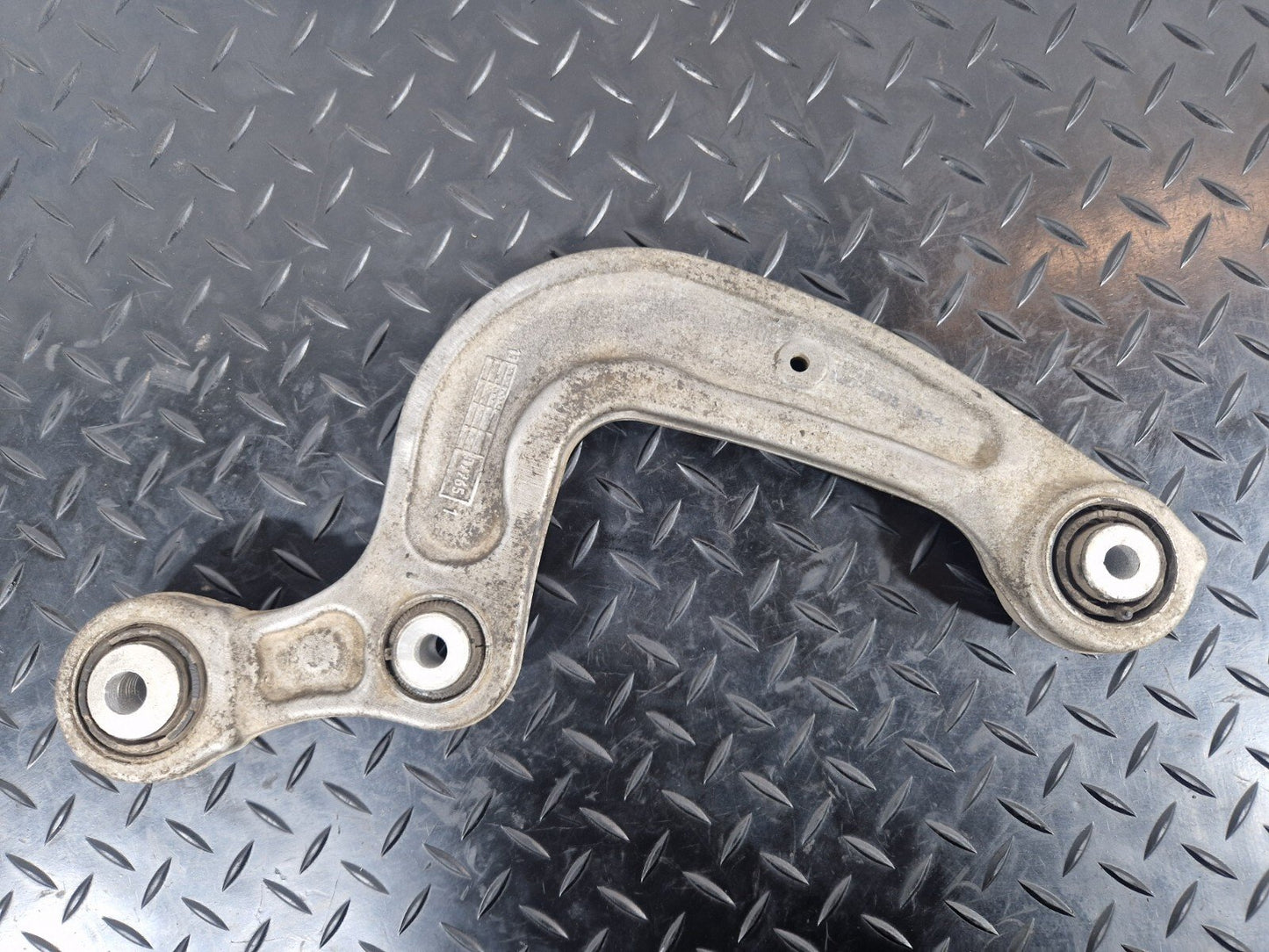 GENUINE AUDI A4 B9 A5 S5 F5 REAR LEFT OR RIGHT CONTROL ARM 8W0505361E