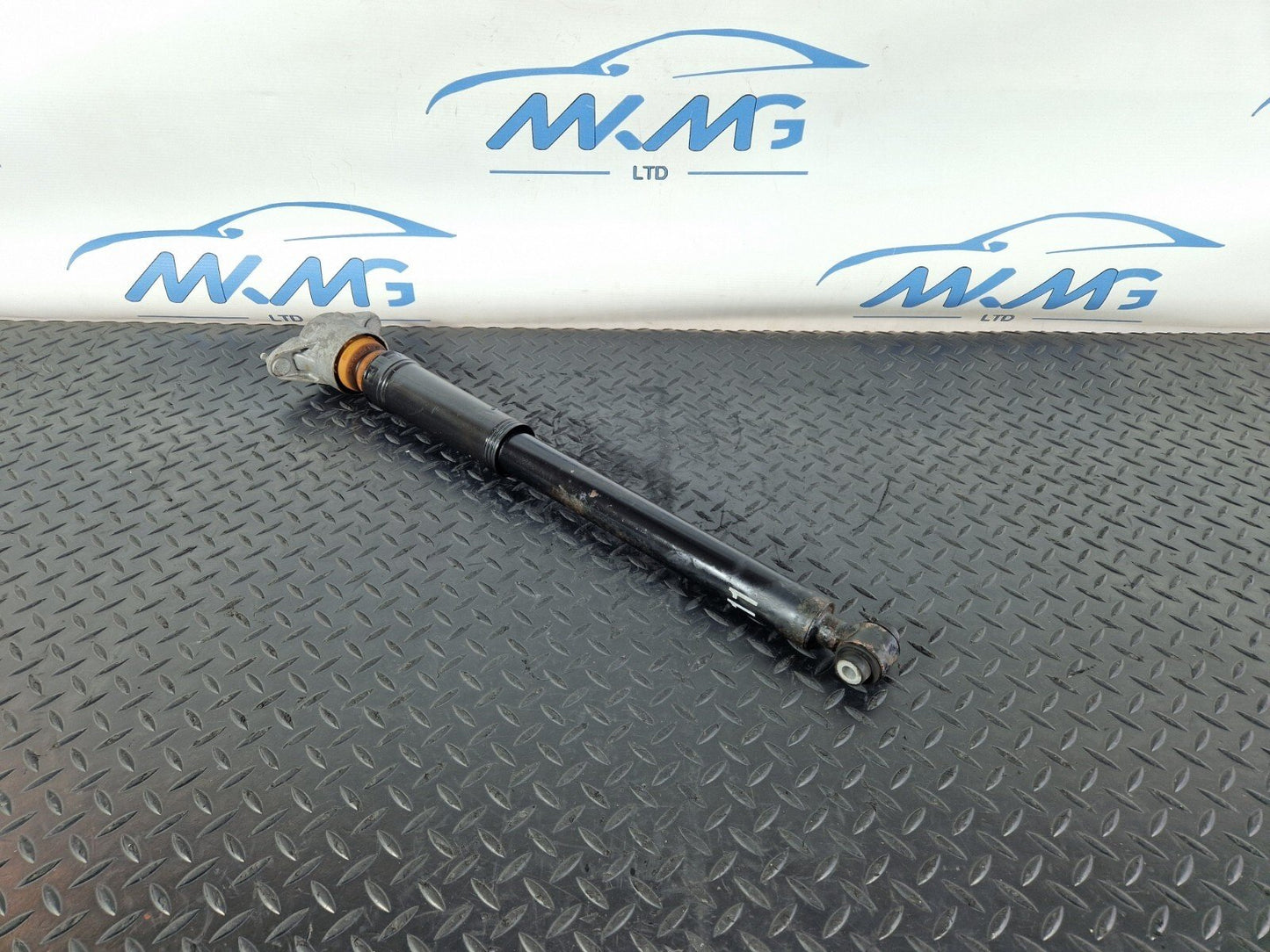 13-19 MERCEDES CLA C117 REAR SHOCK ABSORBER FITS LEFT & RIGHT A2043260598