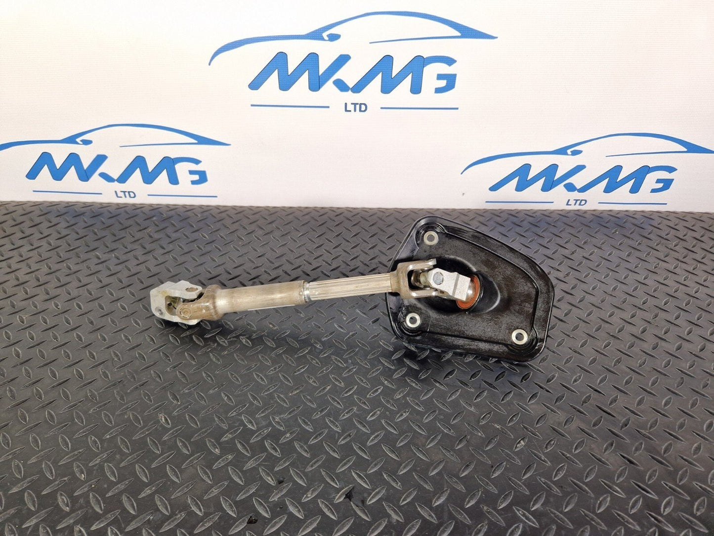 18-ON MERCEDES BENZ SPRINTER W907 W910 STEERING COLUMN SHAFT JOINT BEARING
