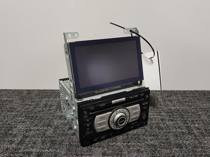 Nissan X-Trail MK2 (T31) Genuine Radio Stereo Head Unit & Display 28185JG41A
