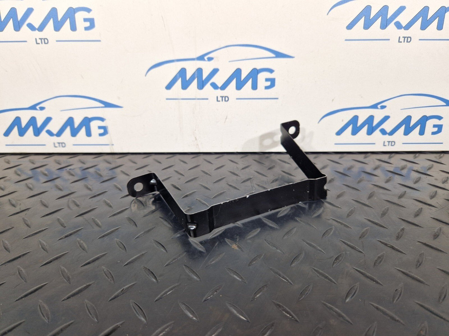 16-24 AUDI A5 F5 CONVERTIBLE GENUINE BATTERY BRACKET MOUNT BRACE 8W7801898