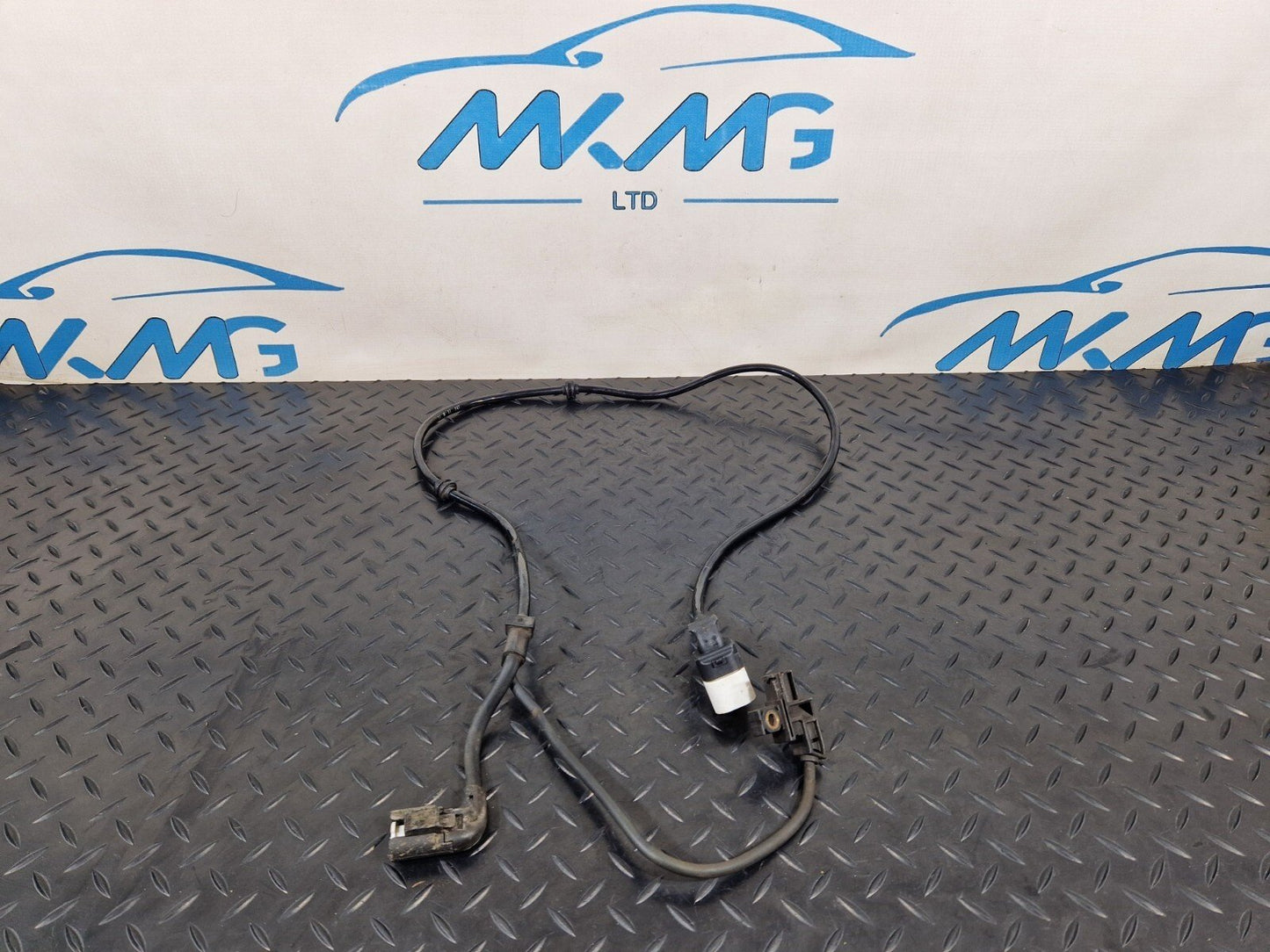 14-21 MERCEDES C250D W205 OEM REAR RIGHT O/S PARKING BRAKE & BRAKE WEAR SENSOR
