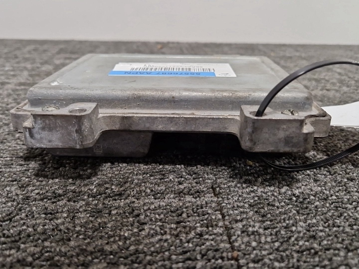 Vauxhall Corsa MK3 (D) (4400) Hatchback Genuine Engine Control Unit ECU 55576687