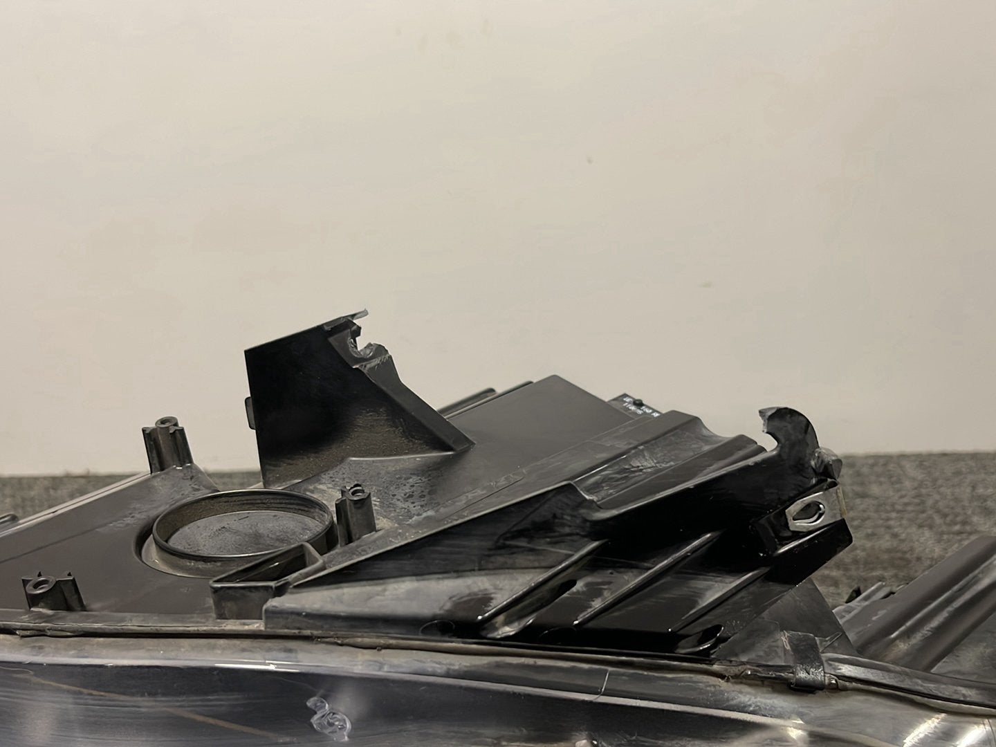 Vauxhall Zafira MK3 (C) (A3470) MPV Front Right O/S Driver Headlight 39009024