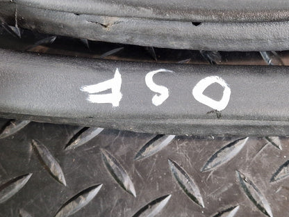 19-ON MERCEDES B CLASS W247 FRONT DOOR RUBBER SEAL FITS LEFT & RIGHT A2476920300