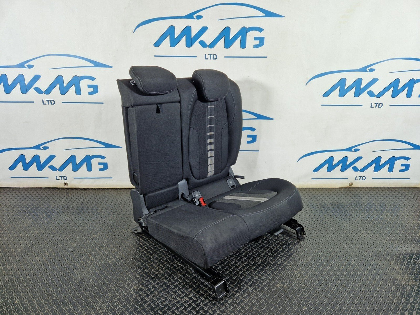 16-22 BMW X1 F48 GENUINE OEM REAR LEFT N/S PASSENGER SIDE CLOTH FABRIC SEAT