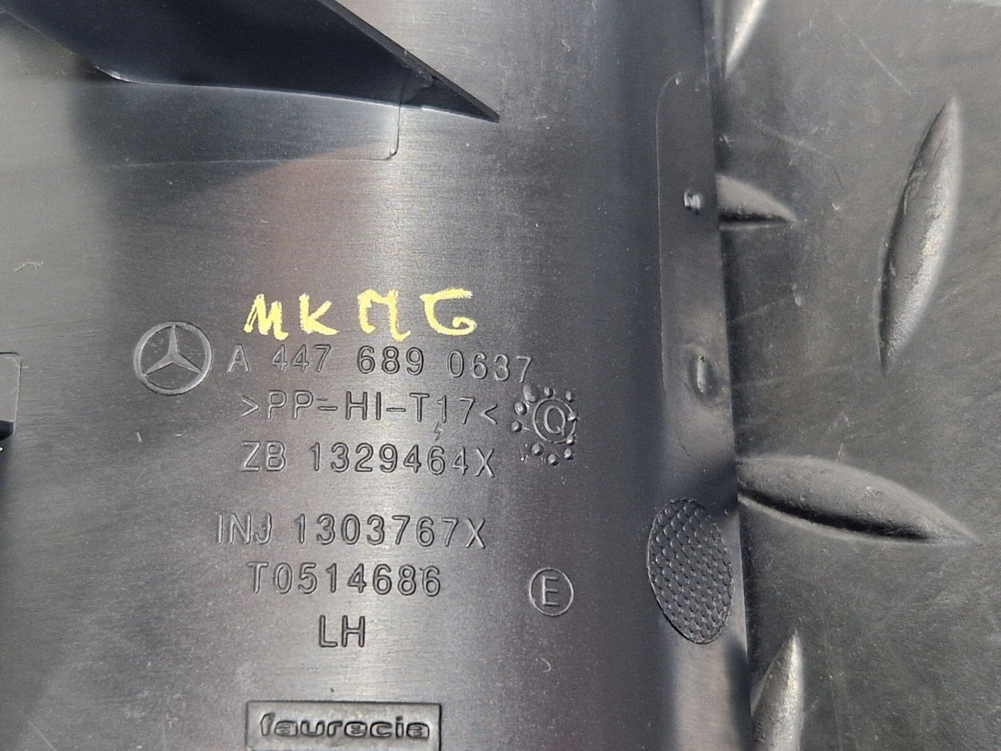 14-23 MERCEDES BENZ VITO W447 OEM FRONT LEFT N/S DASHBOARD SIDE PANEL TRIM COVER