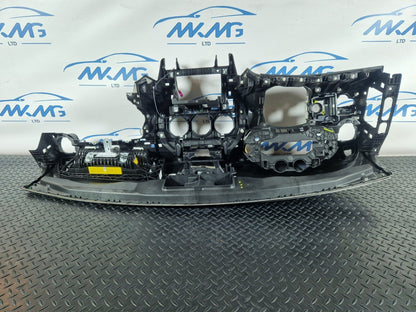 MERCEDES BENZ C200 W205 OEM DASHBOARD ASSEMBLY & AIR BAG A2056802887 A2058600500