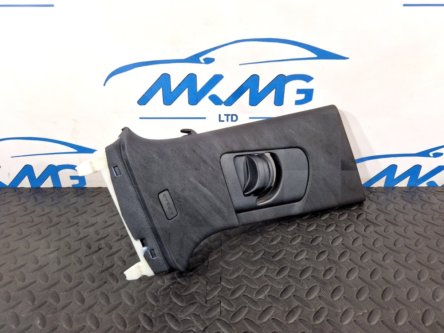 16-19 AUDI A4 B9 ESTATE GENUINE RIGHT DRIVER SIDE B-PILLAR TRIM COVER 8W0867244D