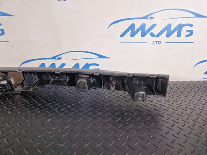 AUDI Q7 4M Rear Centre Bumper Bracket 4M0807458