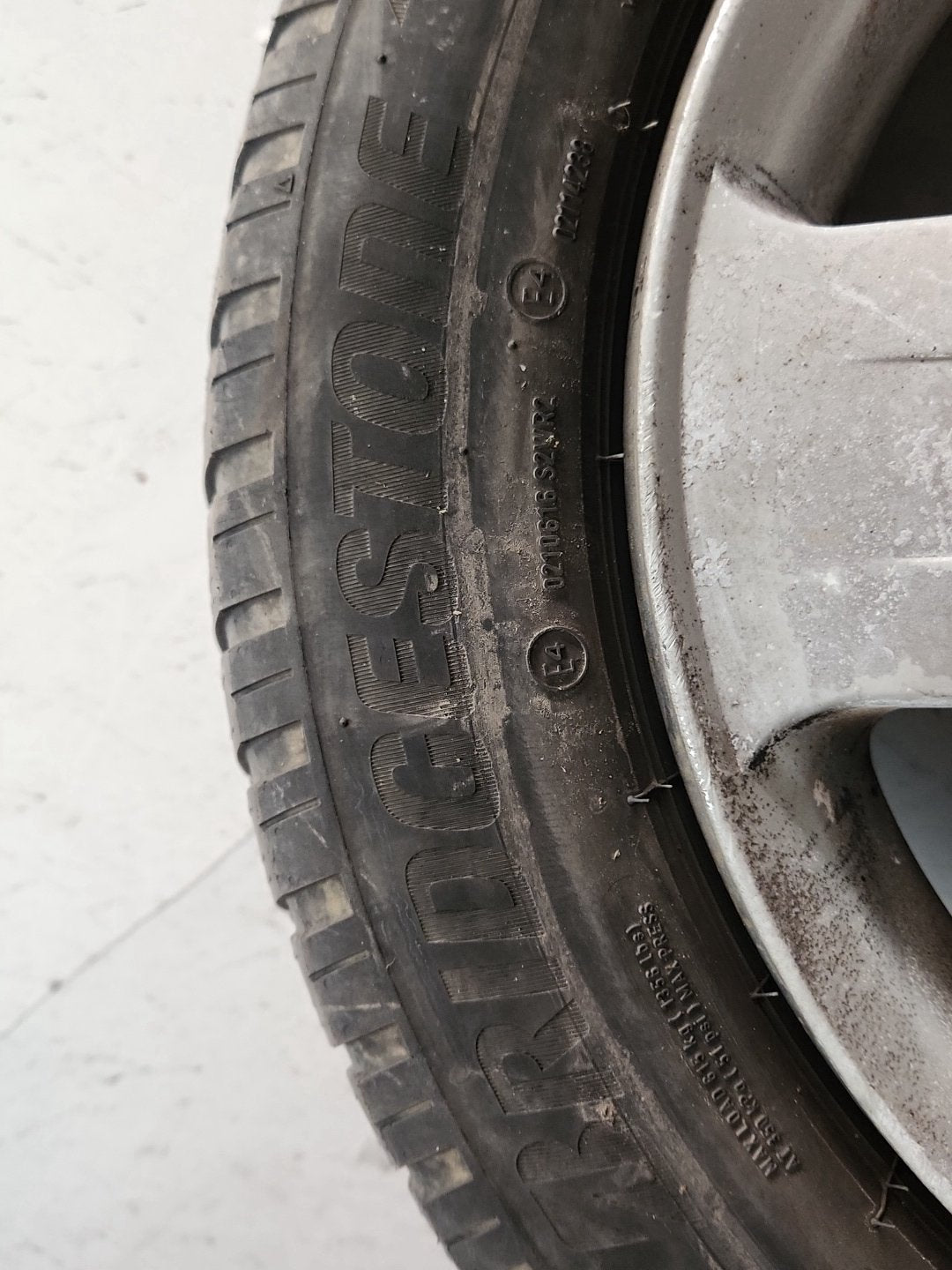 Ford C-Max MK1 FL (C214) MPV 16" Steel Wheel with Tyre 205/55/16 ~3mm