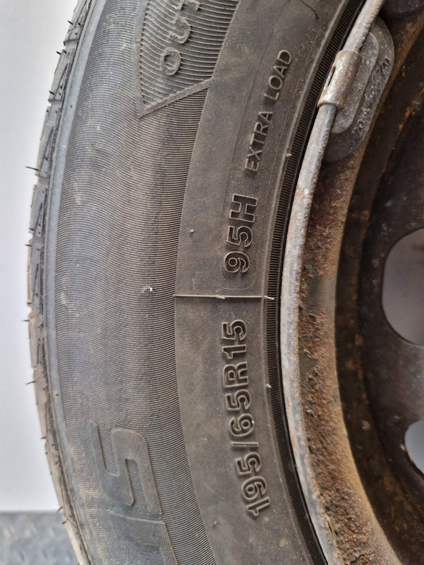 Peugeot Partner MK2 (PH1) (B9) Cargo Van Steel Wheel with Tyre 195/65/15 ~1mm