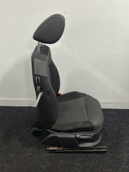 Volkswagen Polo 6R MK5 Hatchback Genuine Front Right O/S Driver Seat