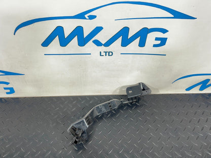 14-21 MERCEDES BENZ C300h W205 CABLES HOLDER BRACKET O/S A2055462080