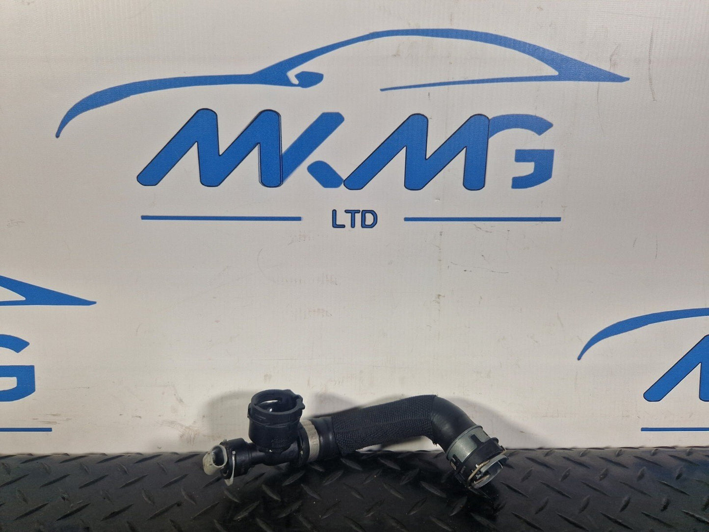 19-ON MERCEDES BENZ A CLASS EQ W177 WATER COOLANT PIPE A2475010464