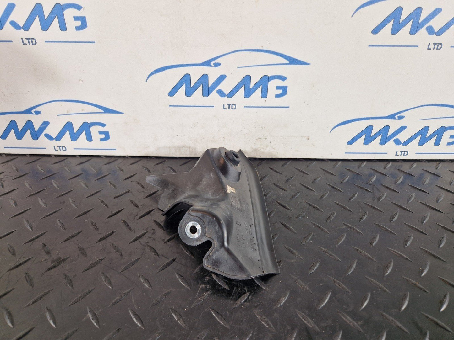 16-19 MERCEDES BENZ GLE W166 FRONT RIGHT SIDE PILLAR COVER TRIM A1666900407