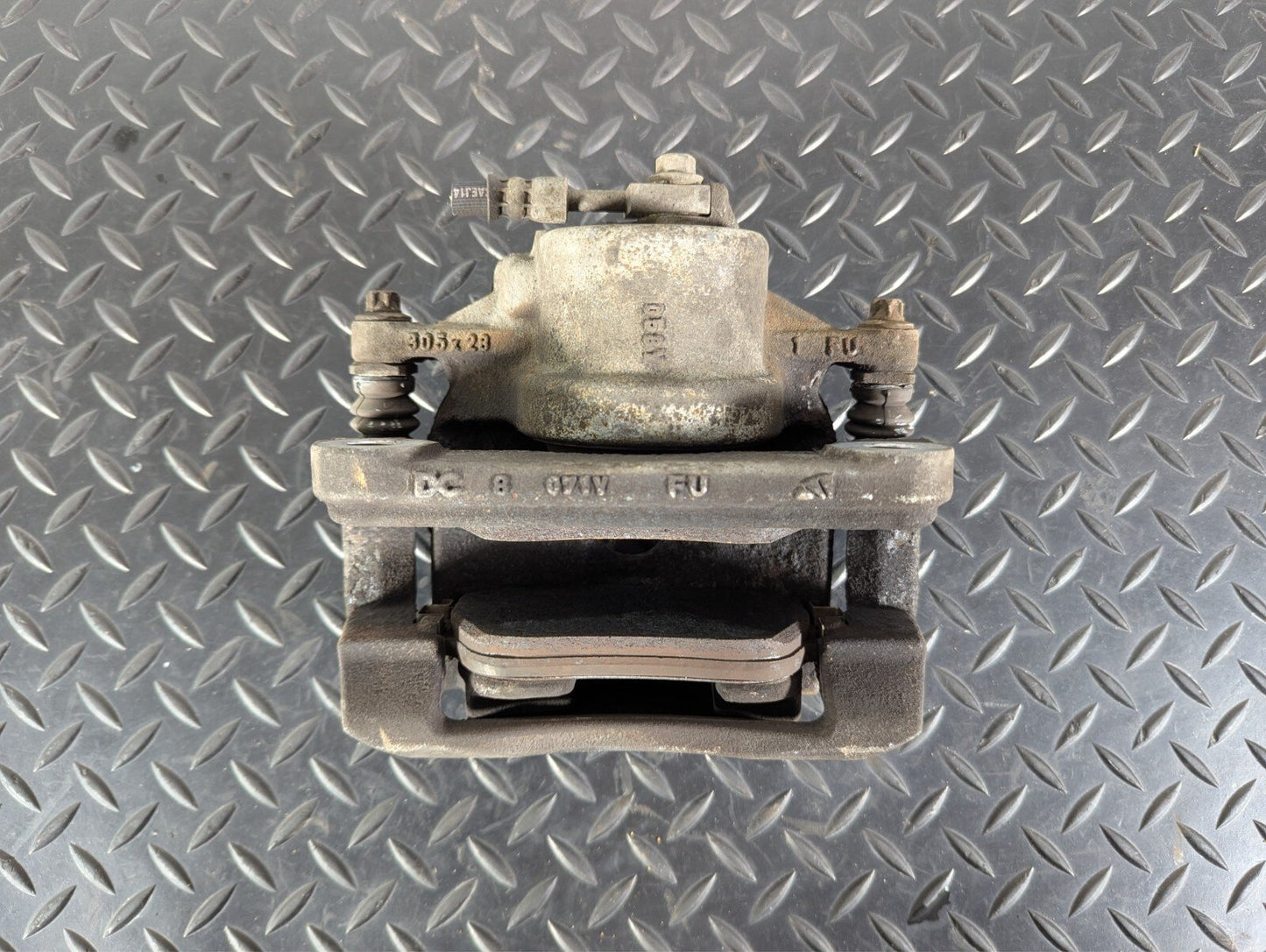 18-ON MERCEDES BENZ A CLASS W177 GENUINE OEM FRONT LEFT N/S BRAKE CALIPER