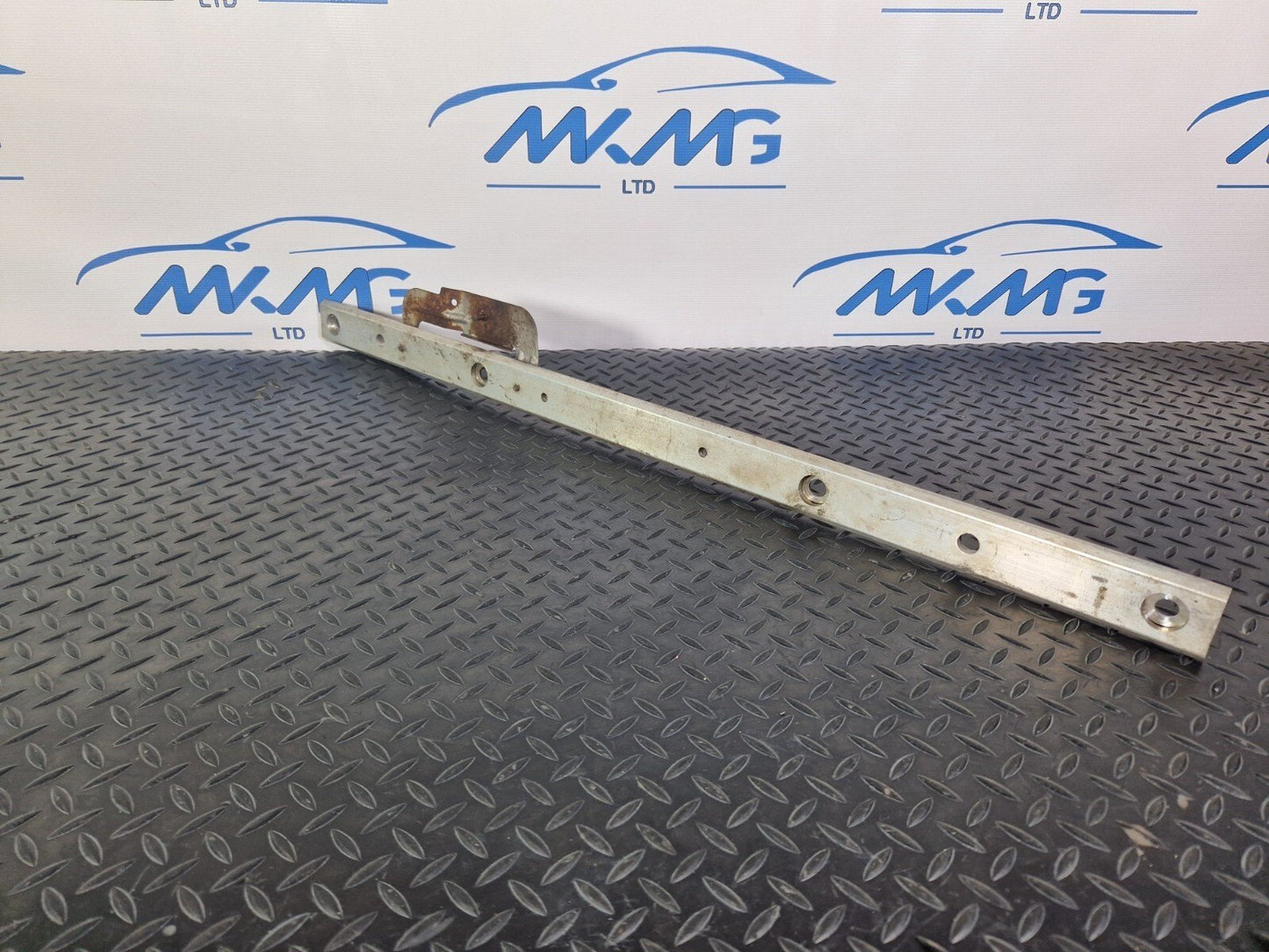 14-21 MERCEDES-BENZ C-CLASS C250D W205 OEM REAR TUNNEL BEAM BAR A2056190725