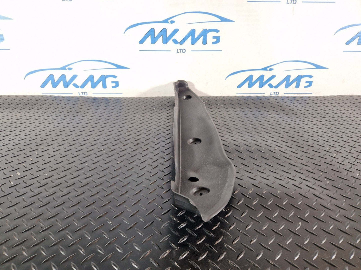 11-19 MERCEDES BENZ ML W166 FRONT LEFT N/S WING FENDER TRIM COVER A1668890125