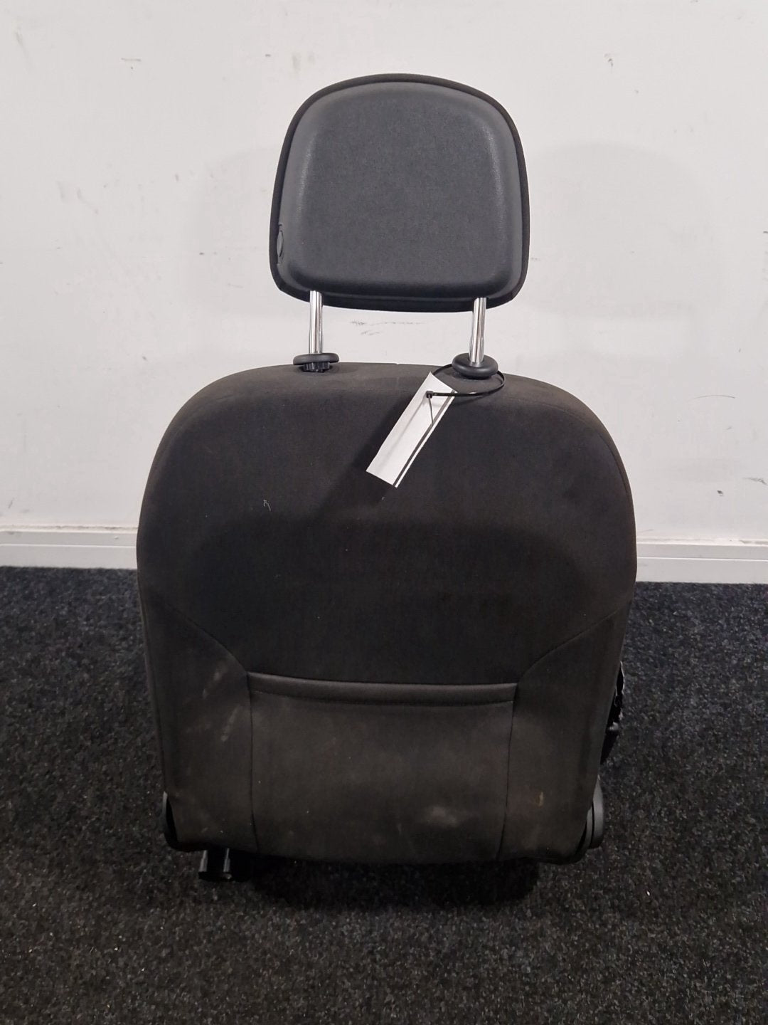 Vauxhall Zafira MK3 (C) (A3470) MPV Genuine Front Right O/S Driver Seat