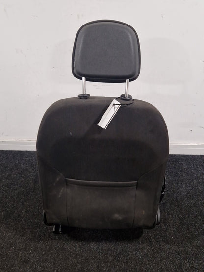 Vauxhall Zafira MK3 (C) (A3470) MPV Genuine Front Right O/S Driver Seat