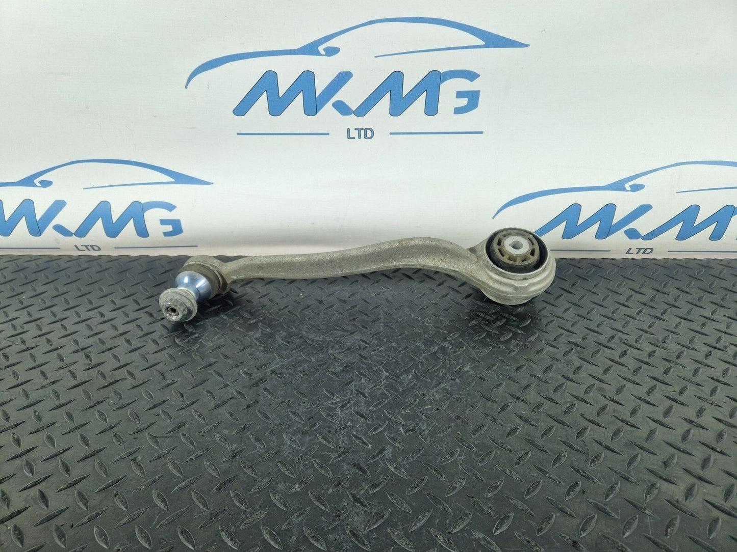 14-21 MERCEDES BENZ C200 W205 FRONT RIGHT LOWER CONTROL ARM WISHBONE A2053301405