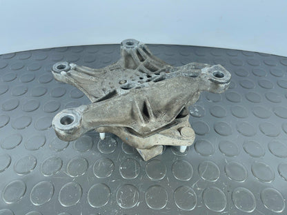 16-19 AUDI A4 B9 SALOON GENUINE 1.4 TFSI ENGINE MOUNT BRACKET 8W0399118B