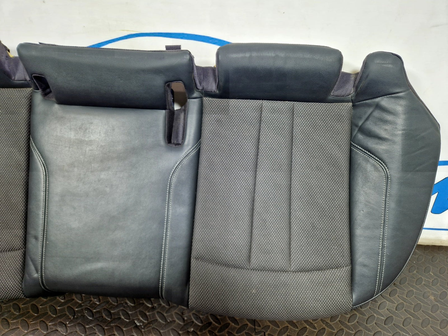 16-19 AUDI A4 B9 S-LINE GENUINE REAR HALF LEATHER SEAT BENTCH 8W0885375A