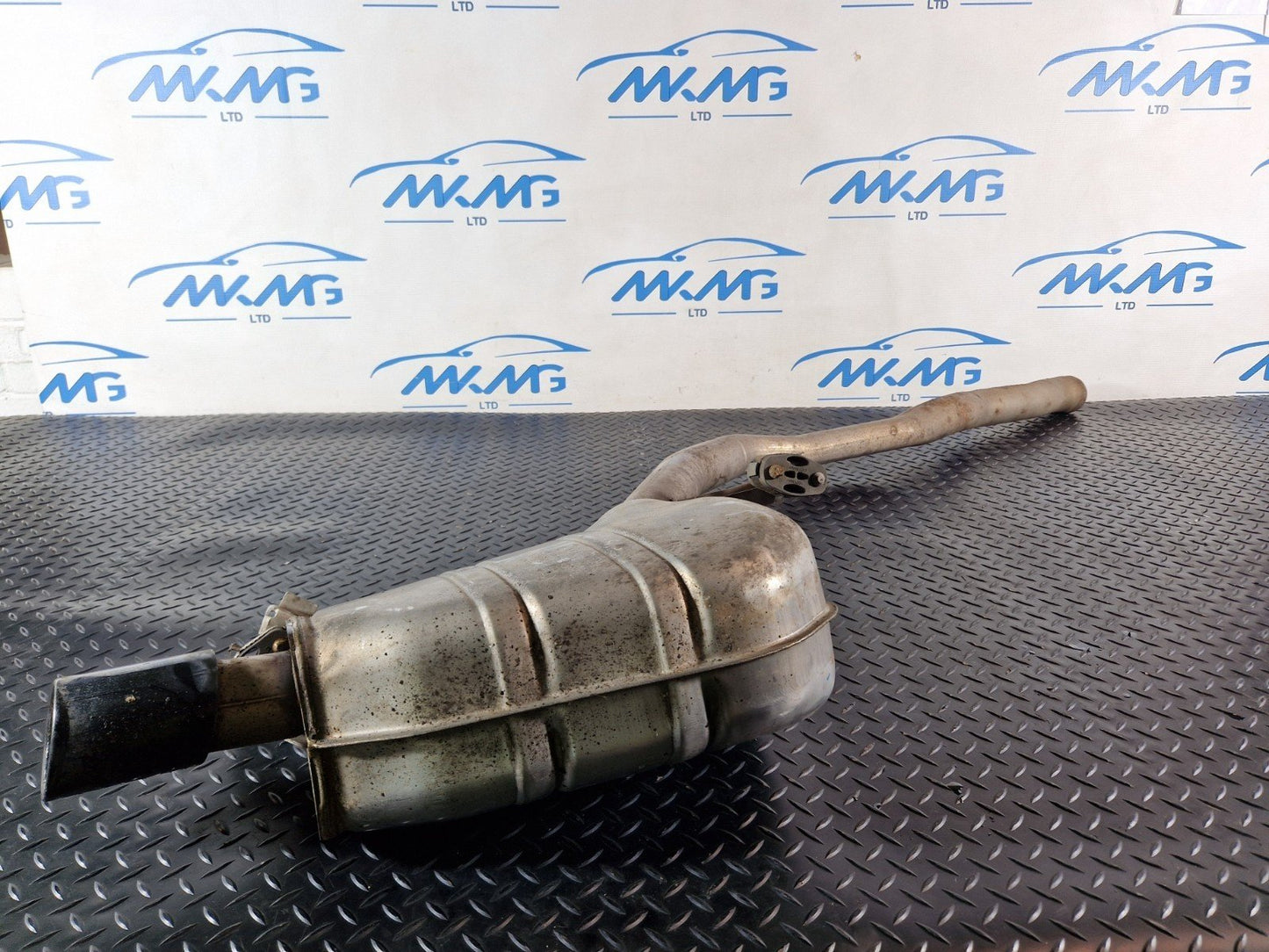 11-18 BMW 6 SERIES F13 GENUINE EXHAUST BACK BOX LEFT SIDE 7812394
