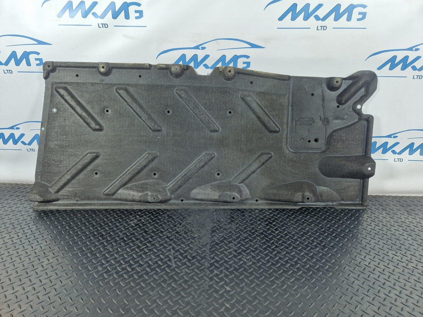 13-19 MERCEDES BENZ CLA C117 RIGHT O/S UNDERTRAY COVER PANEL GUARD A2466840200