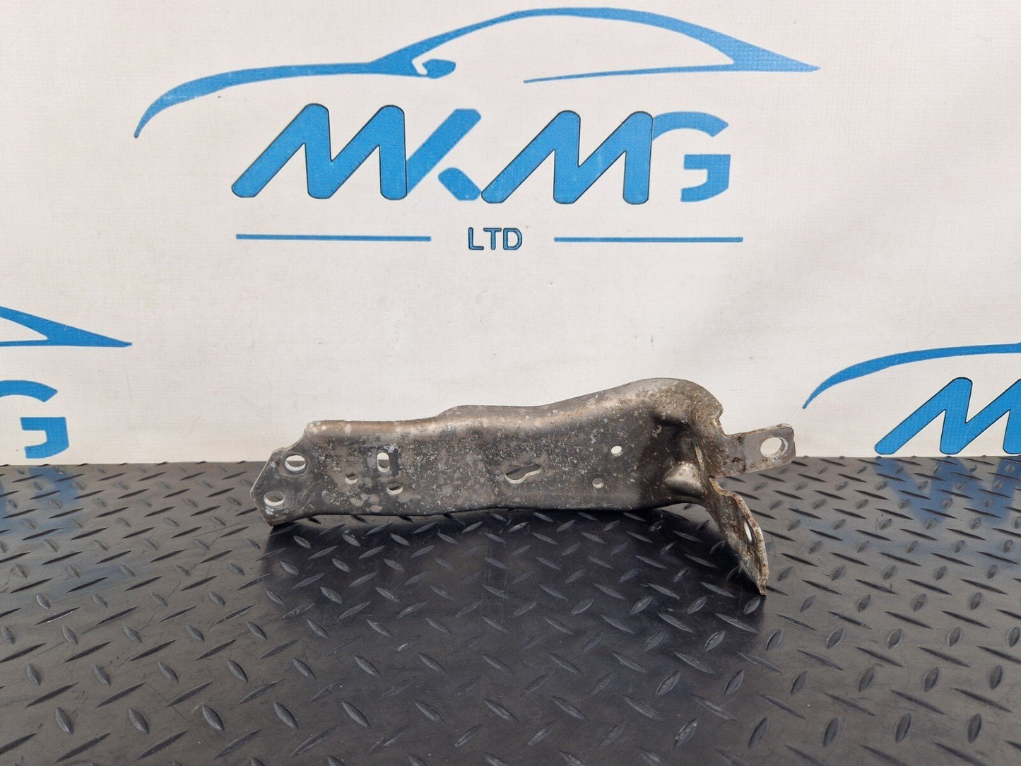 14-21 BMW 2 SERIES GRAN TOURER F46 FRONT RIGHT O/S VERTICAL STRUT BRACE 7301586