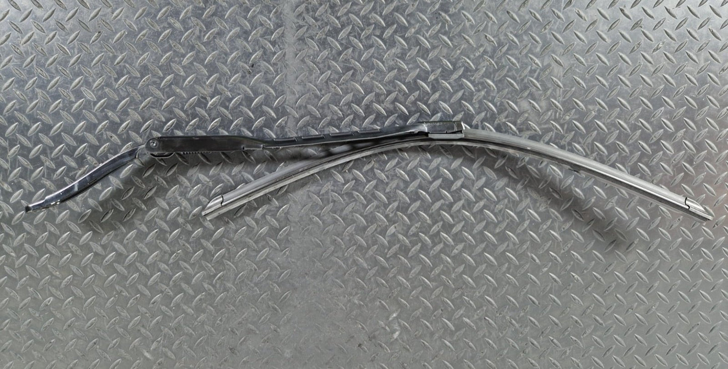 11-19 MERCEDES BENZ ML W166 GENUINE FRONT RIGHT WIPER ARM A1668201040
