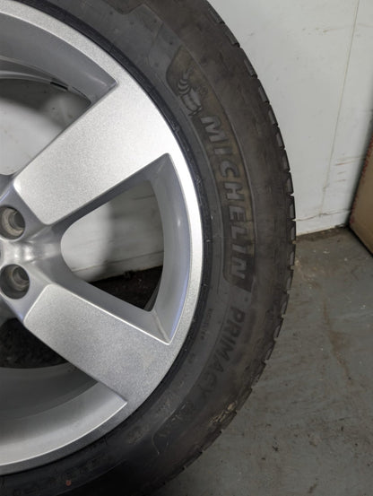 Land Rover Defender L663 OEM 20" Alloy Wheel with Tyre 7mm 255/60/20 L8B21007GB