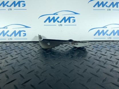 16-22 BMW X1 F48 GENUINE FRONT RIGHT DRIVER SIDE WING BRACKET 7392804