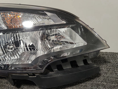 Vauxhall Mokka MK1 (G1U0) SUV Genuine Front Right O/S Driver Headlight 42435928