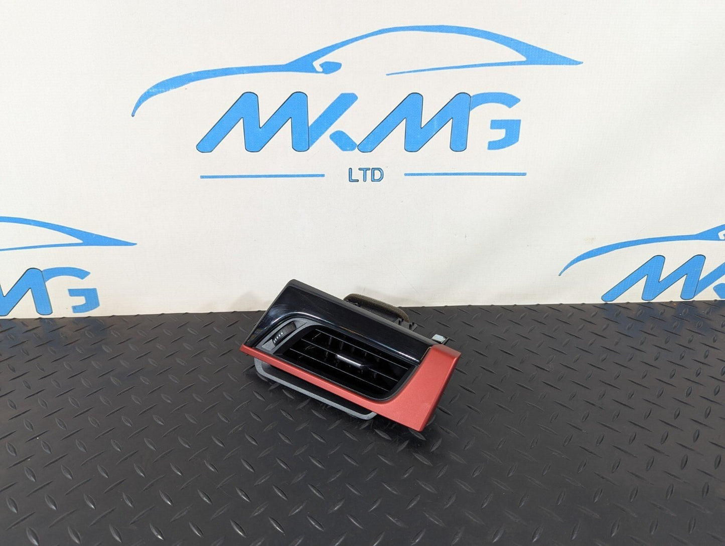 16-22 BMW X1 F48 GENUINE RIGHT DRIVER SIDE DASHBOARD AIR VENT 9292740 9332456