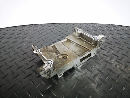 16-19 AUDI A4 B9 S-LINE GENUINE V6 3.0TDI CSW CYLINDER HEAD END PLATE 059109122T