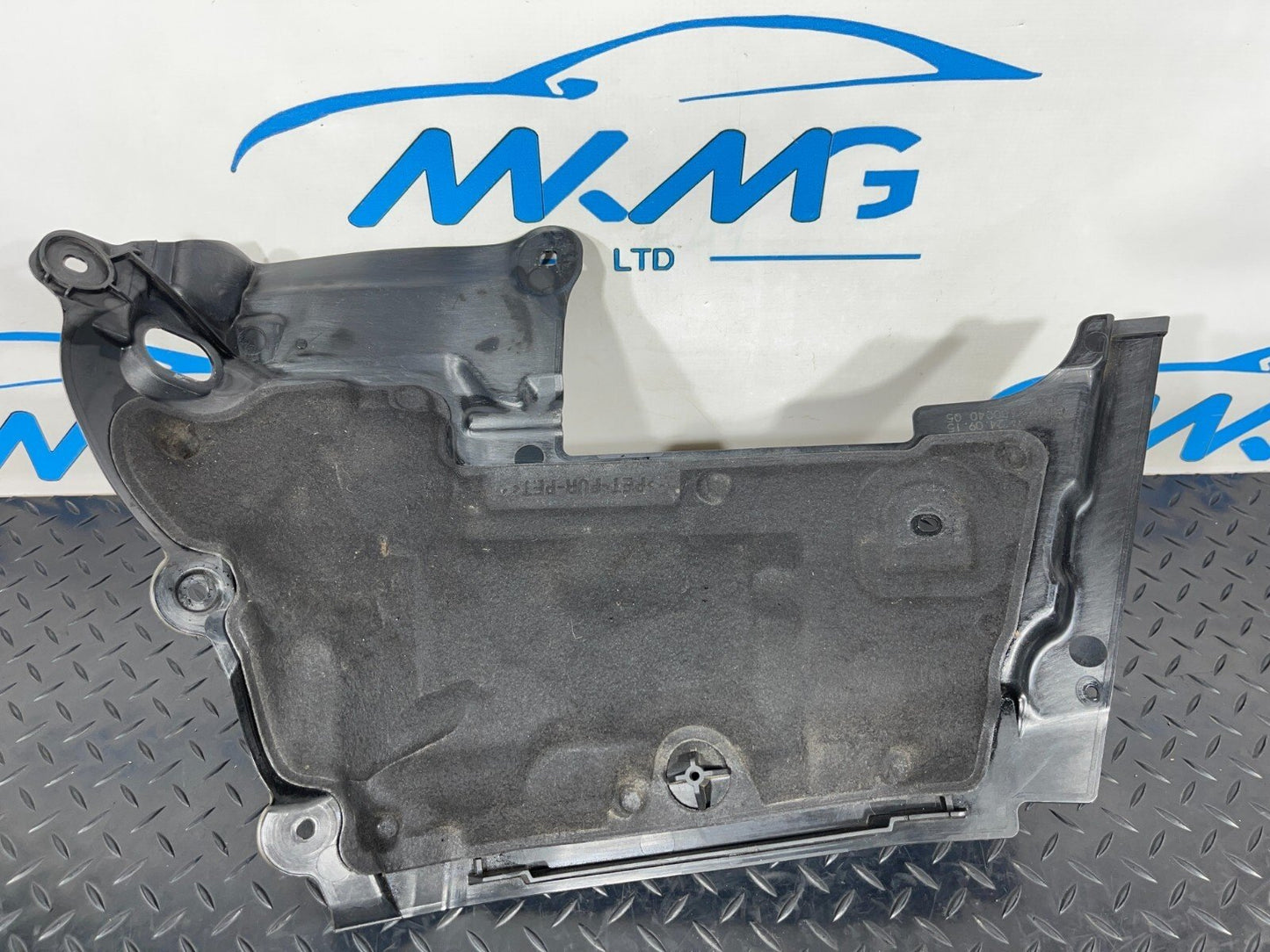 Partition Wall Mercedes W205 Engine Compartment Wall Cover Right O/S Insulation