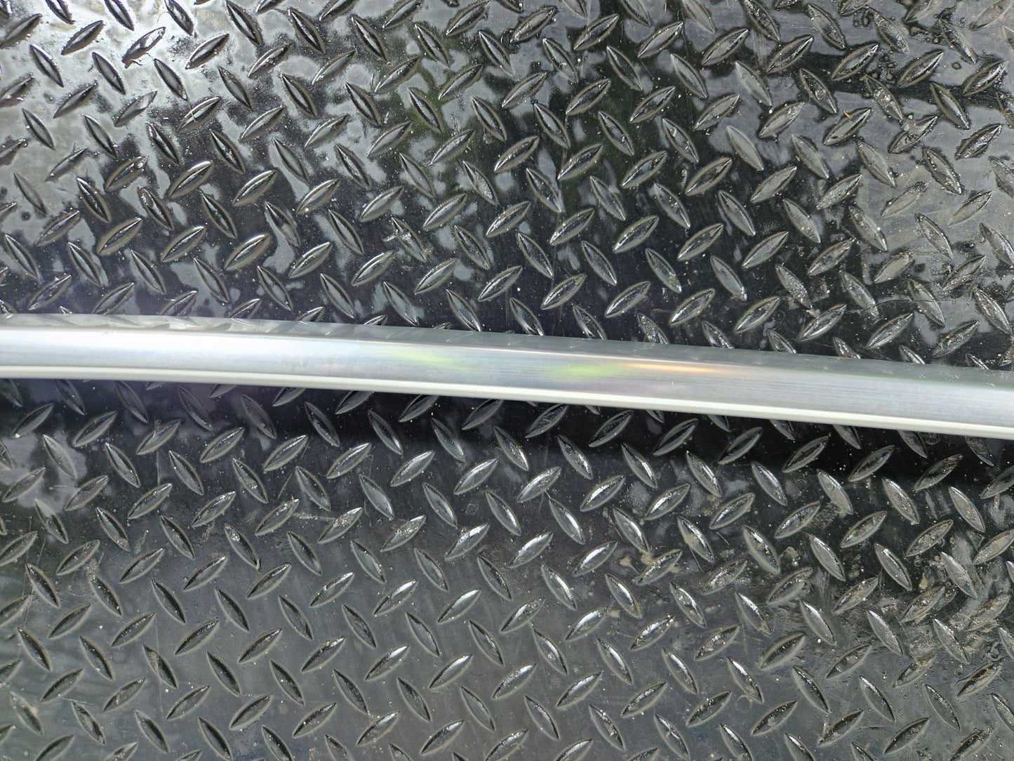 11-19 MERCEDES BENZ ML W166 GENUINE ROOF RAIL BAR RACK  A1668900393