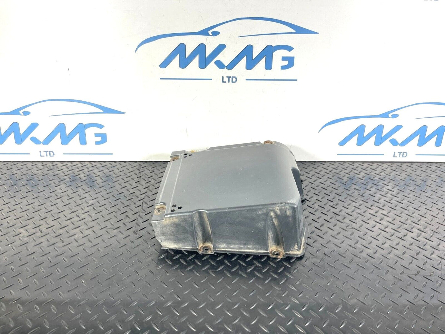 14-21 Active Tourer Mini Clubman One D F54 Left N/S Trim Cover Diffuser 7373449