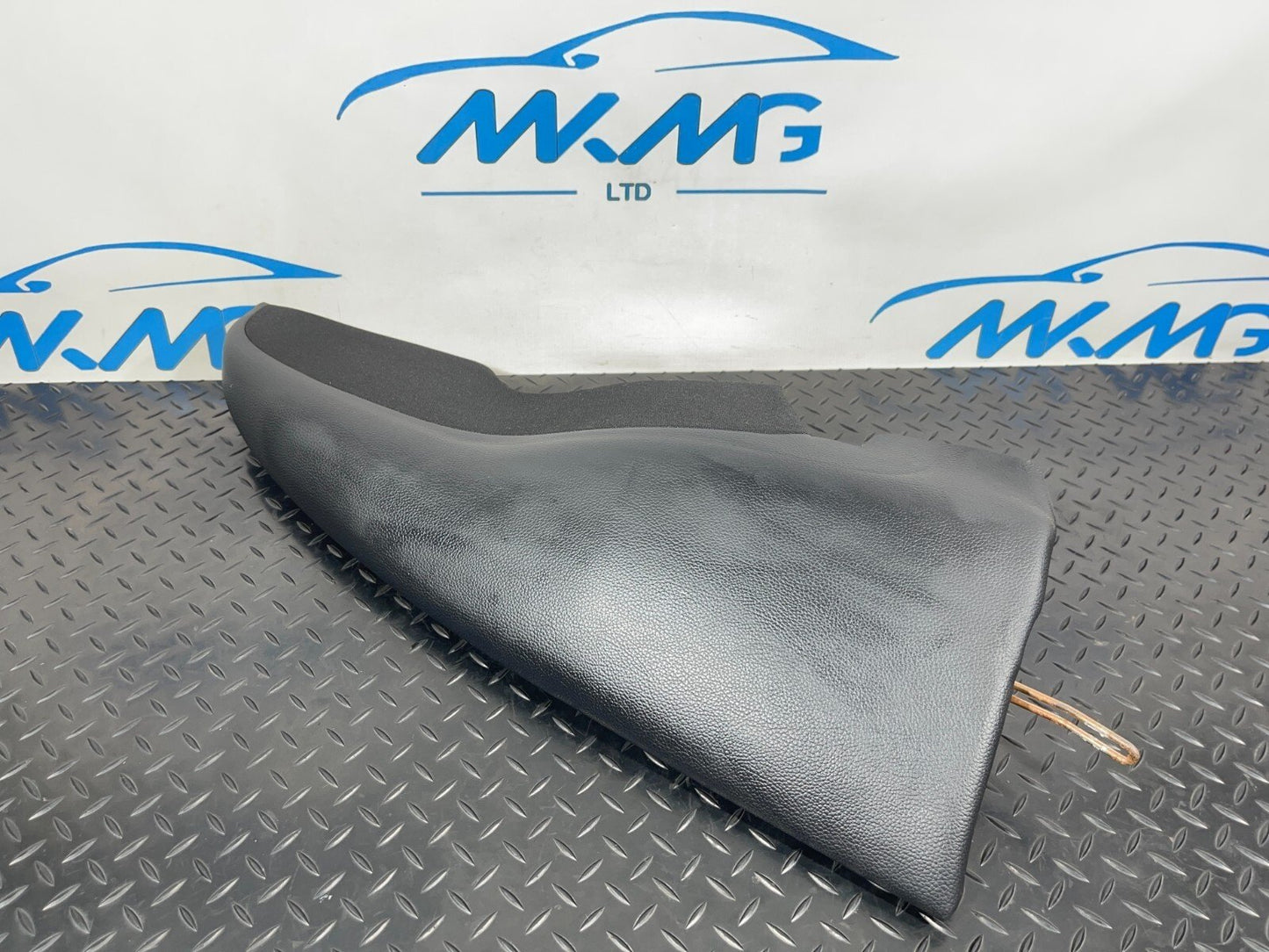 14-21 MERCEDES BENZ W205 GENUINE REAR DRIVER SIDE BLACK LEATHER SEAT BOLSTER