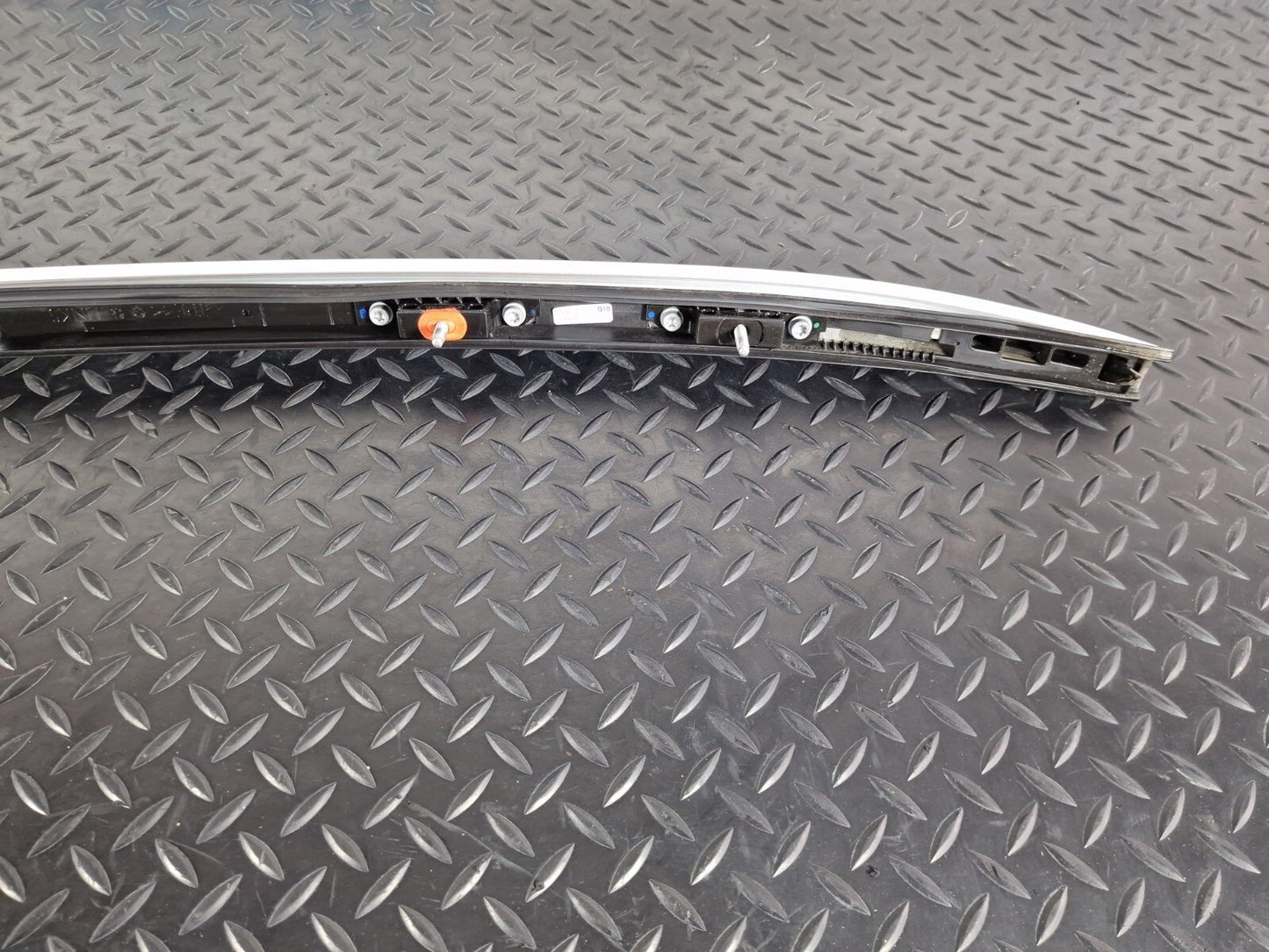Mercedes-Benz Unknown Part Type A1568900393