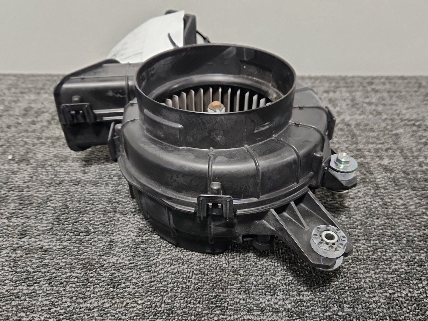 Honda Insight MK2 (ZE2) Hatchback Hybrid Battery Cooling Fan 1J810-RBJ-0031