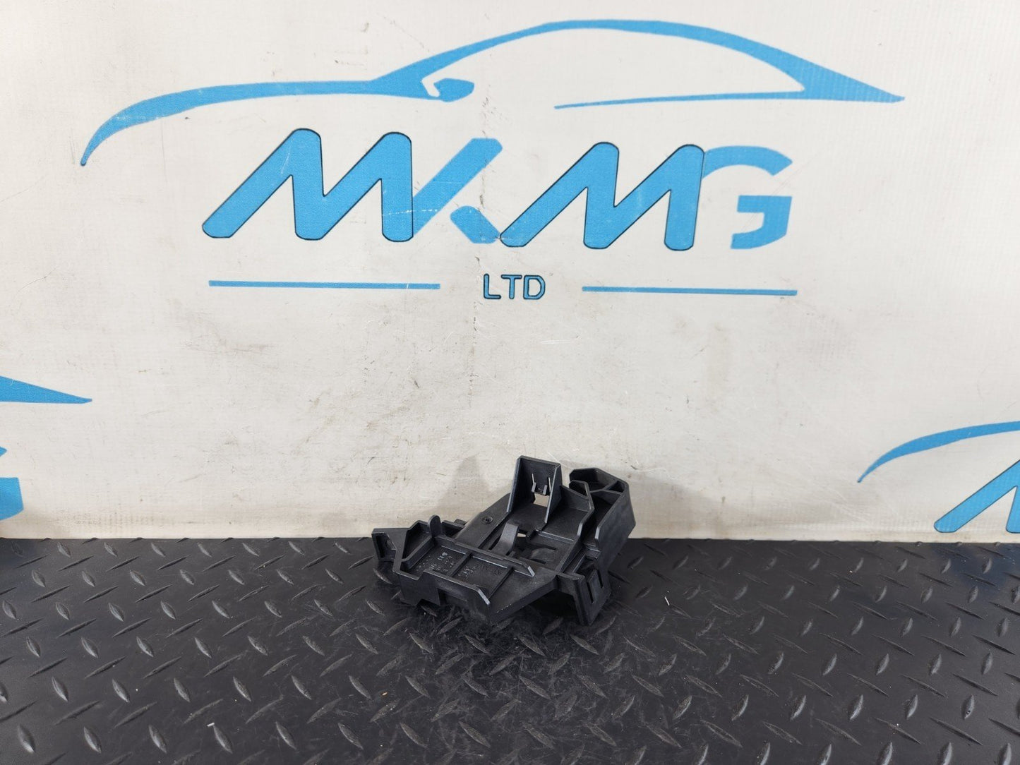 Audi Unknown Part Type 4L2907324