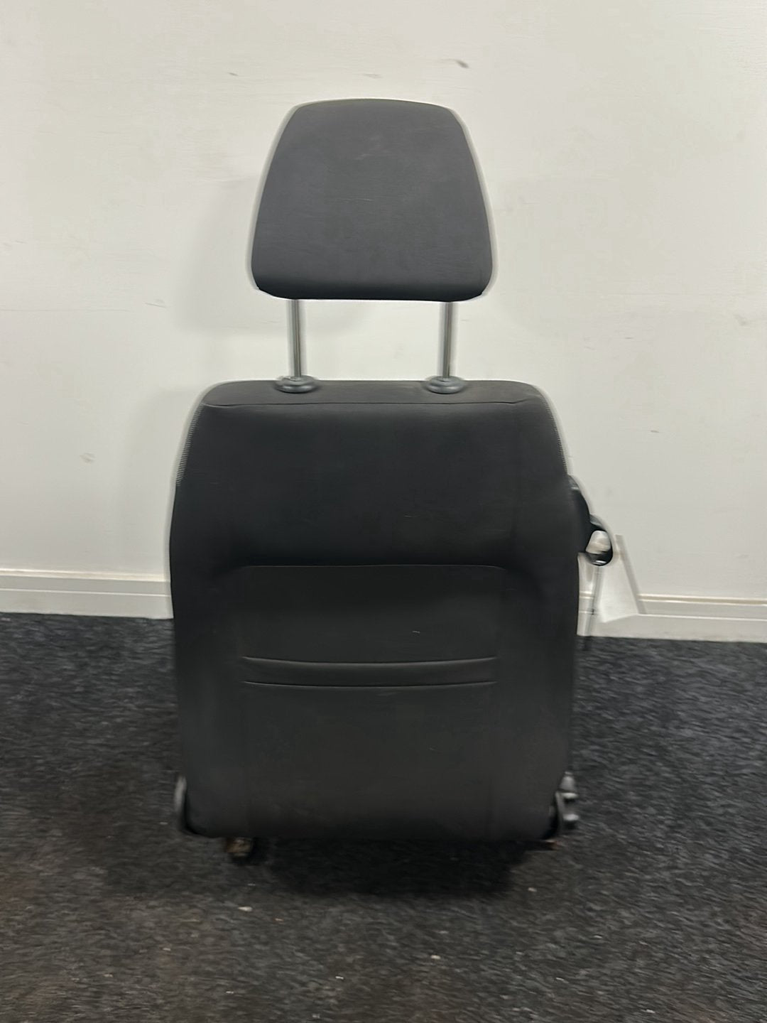 Volkswagen Polo 6R MK5 Hatchback Genuine Front Right O/S Driver Seat