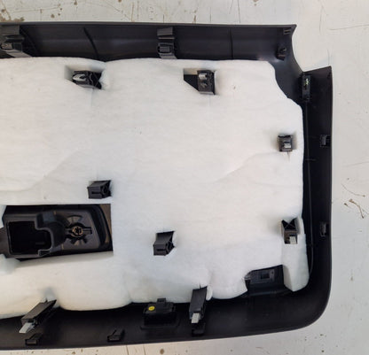 16-20 AUDI Q7 4M GENUINE TAILGATE BOOTLID COVER PANEL IN BLACK 4M0867973B