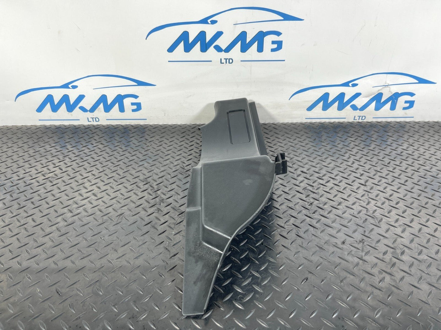 2019-ON LAND ROVER DISCOVERY L550 O/S DRIVER SIDE SILL SCUFF PLATE LK7213244AB8