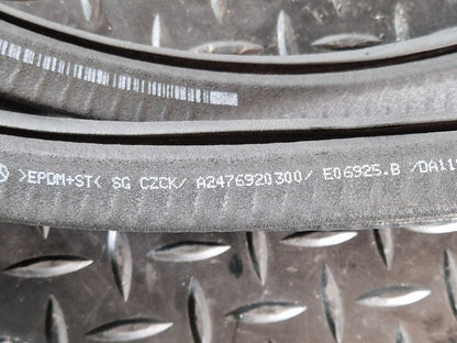 19-ON MERCEDES B CLASS W247 FRONT DOOR RUBBER SEAL FITS LEFT & RIGHT A2476920300