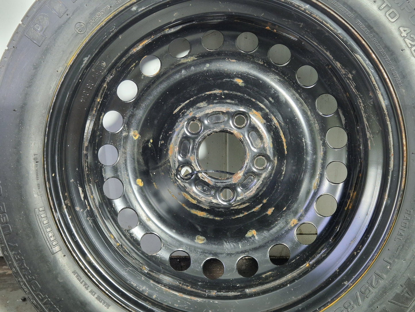 Volvo S40 MK2 (MS) Saloon 16" Spare Wheel with Tyre 125/85/16 21608236191